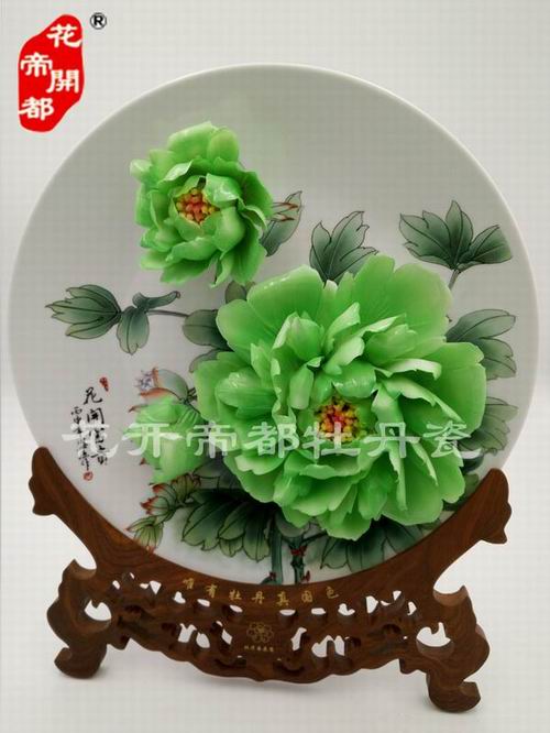 花開(kāi)帝都牡丹瓷是如何做出好看的牡丹花的